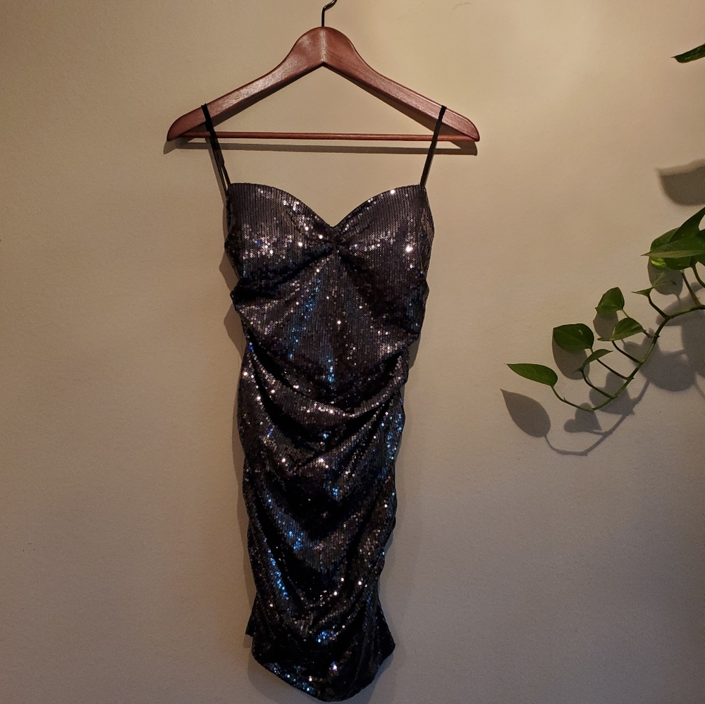 🦋5/$15 Stunning Strapless Sequin Party Mini Dress SIZE 5/6 - Picture 3 of 8